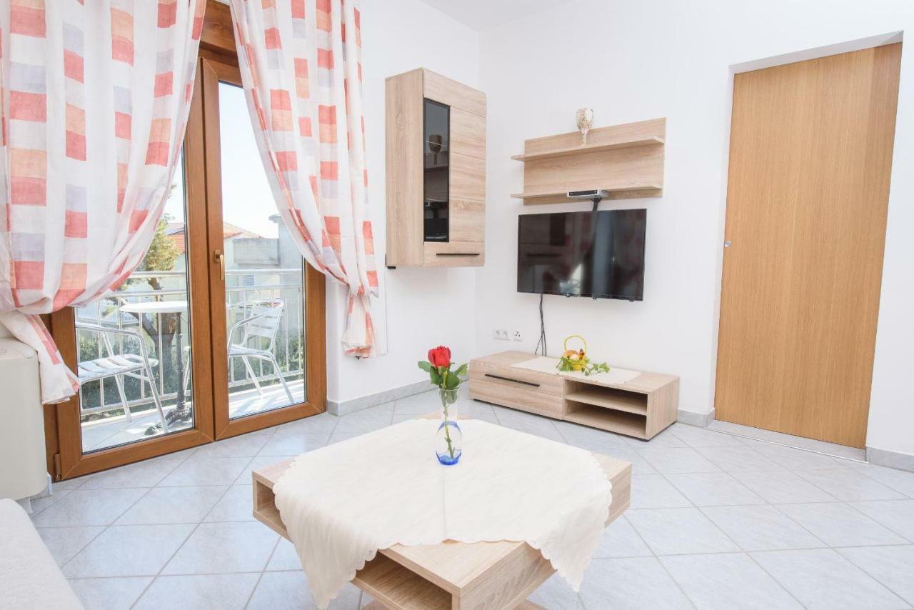 Apartments San Jozef Trogir Exterior photo