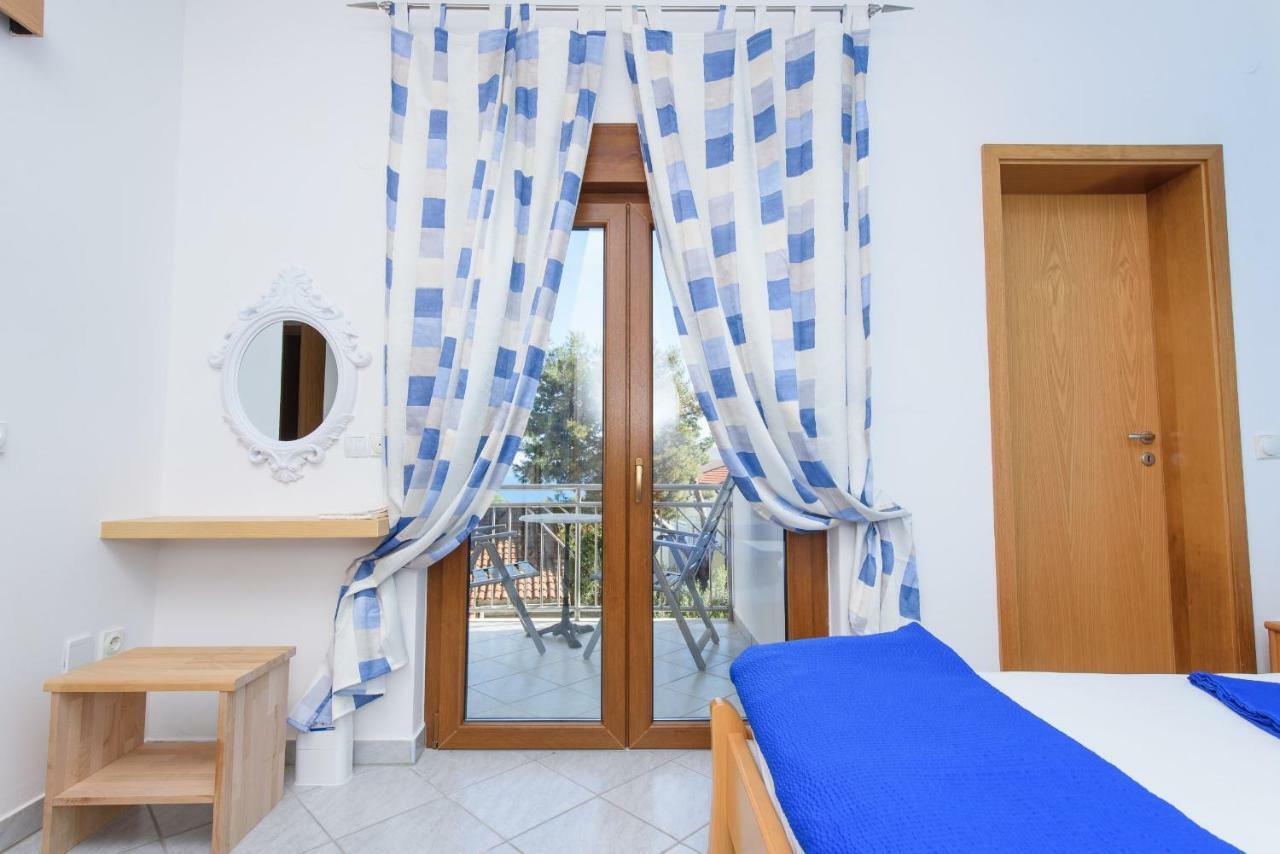 Apartments San Jozef Trogir Exterior photo