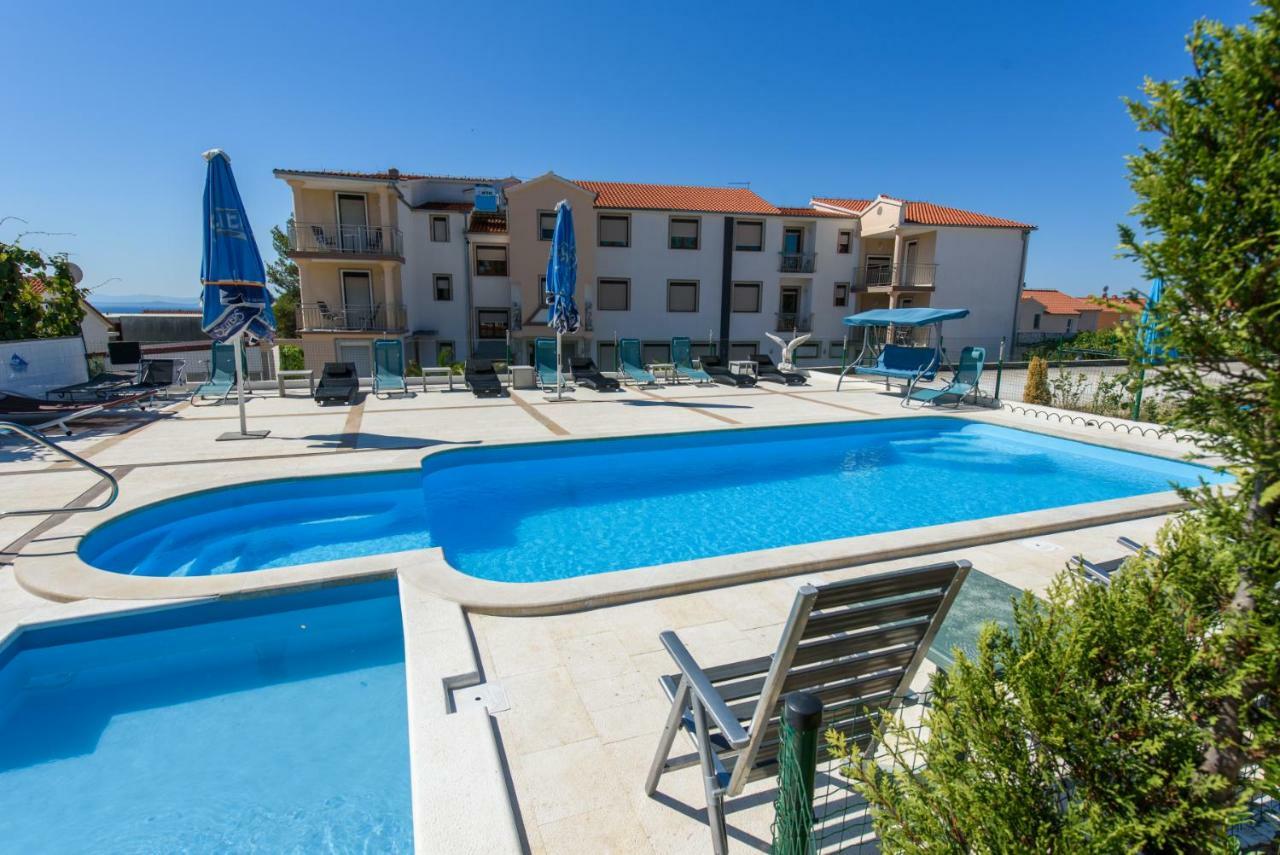 Apartments San Jozef Trogir Exterior photo